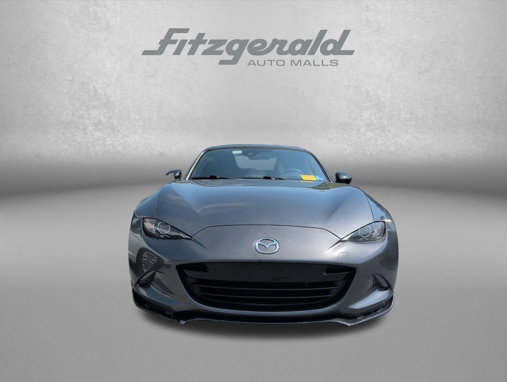 Used 2021 MAZDA MX-5 Miata Club RWD image 2