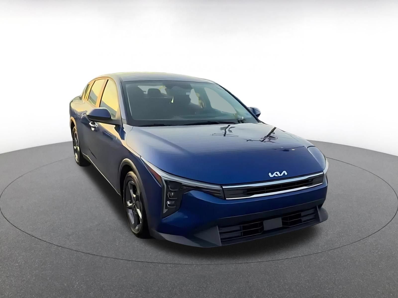 Used 2025 Kia K4 FWD image 3