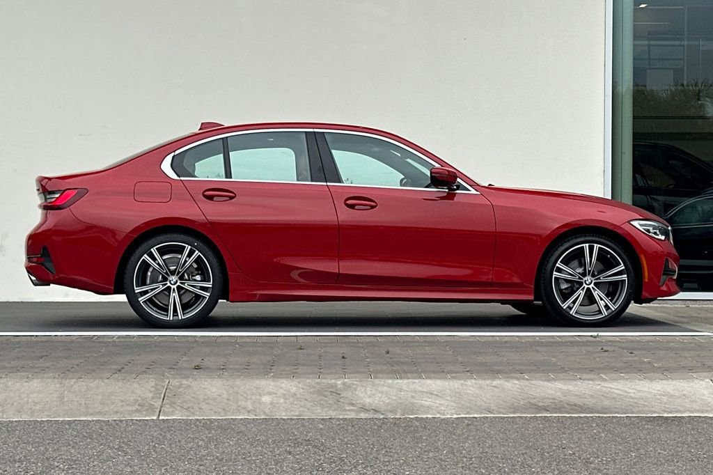 Used 2022 BMW 330i Sedan w/ Driving Assistance Package video 2