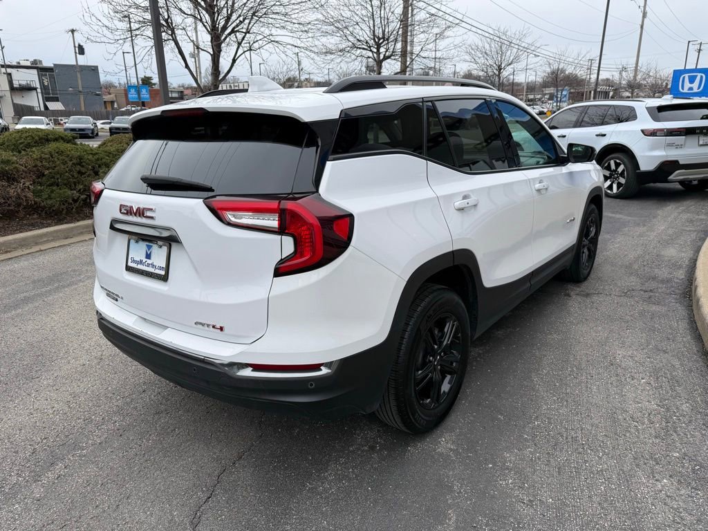 Used 2024 GMC Terrain AT4 AWD/4WD image 11