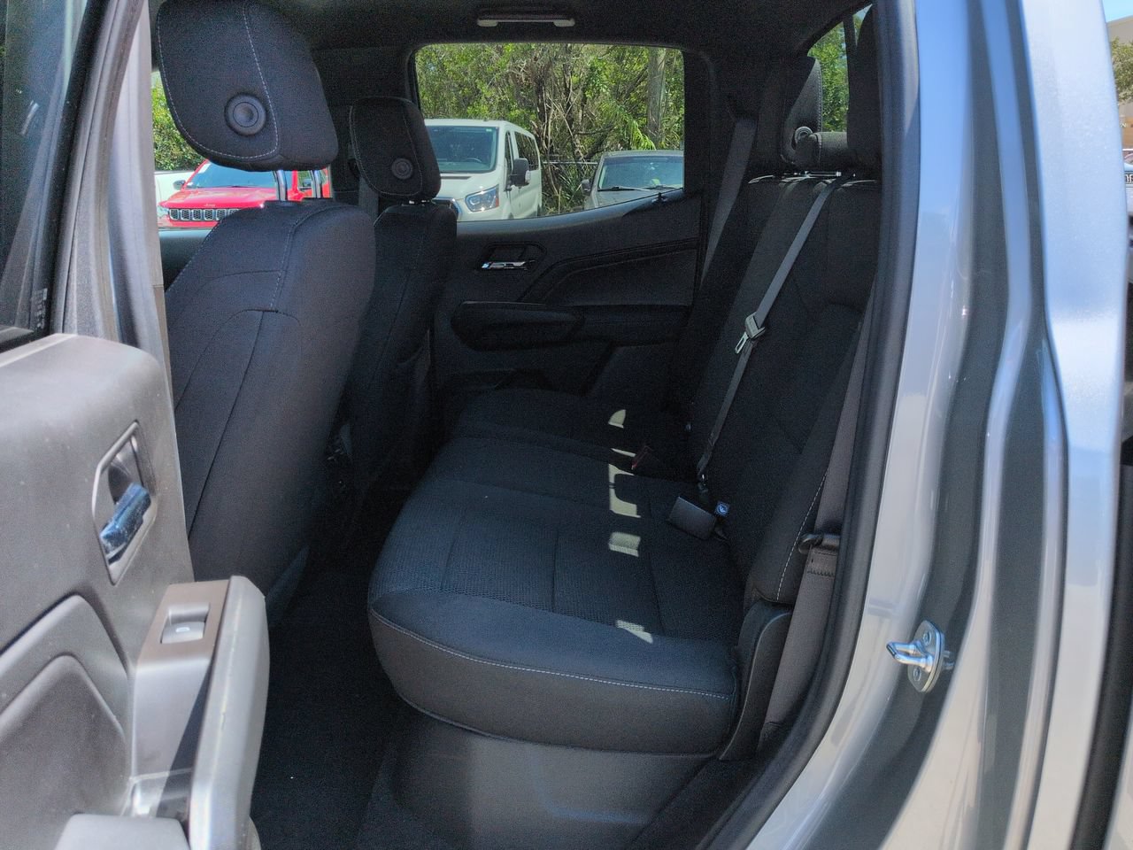Used 2025 GMC Canyon Elevation w/ Technology Package RWD image 14