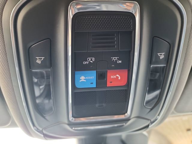 Used 2023 Jeep Grand Cherokee L Laredo image 26