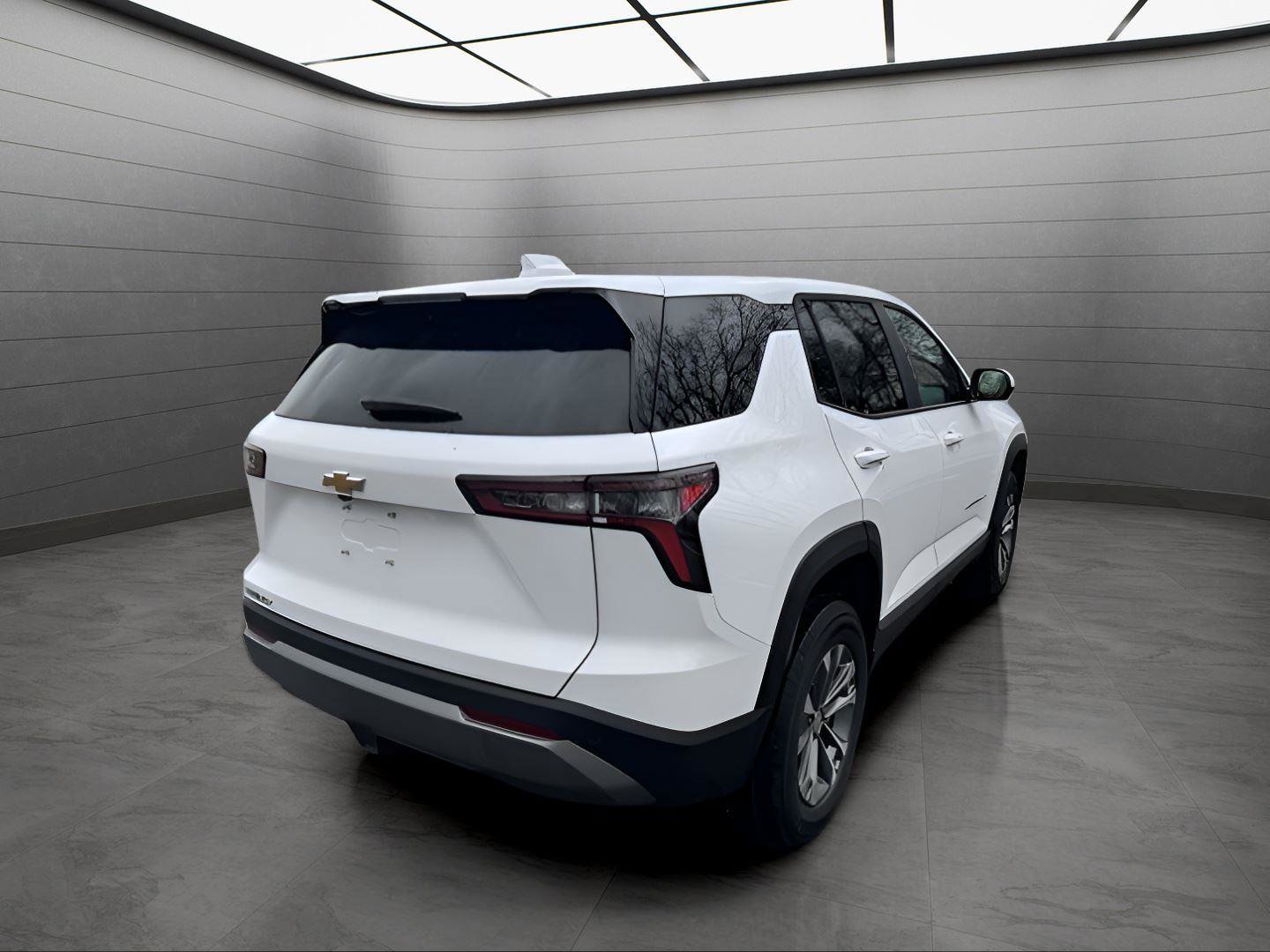 New 2025 Chevrolet Equinox LT w/ Safety and Technology Package image 4
