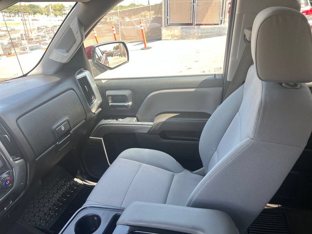 Used 2016 Chevrolet Silverado 1500 LT w/ Texas Edition RWD image 18
