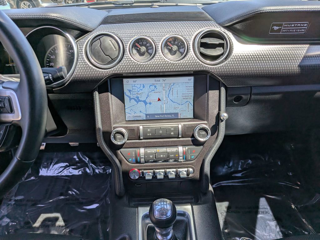Used 2020 Ford Mustang GT Premium w/ GT Performance Package RWD image 18