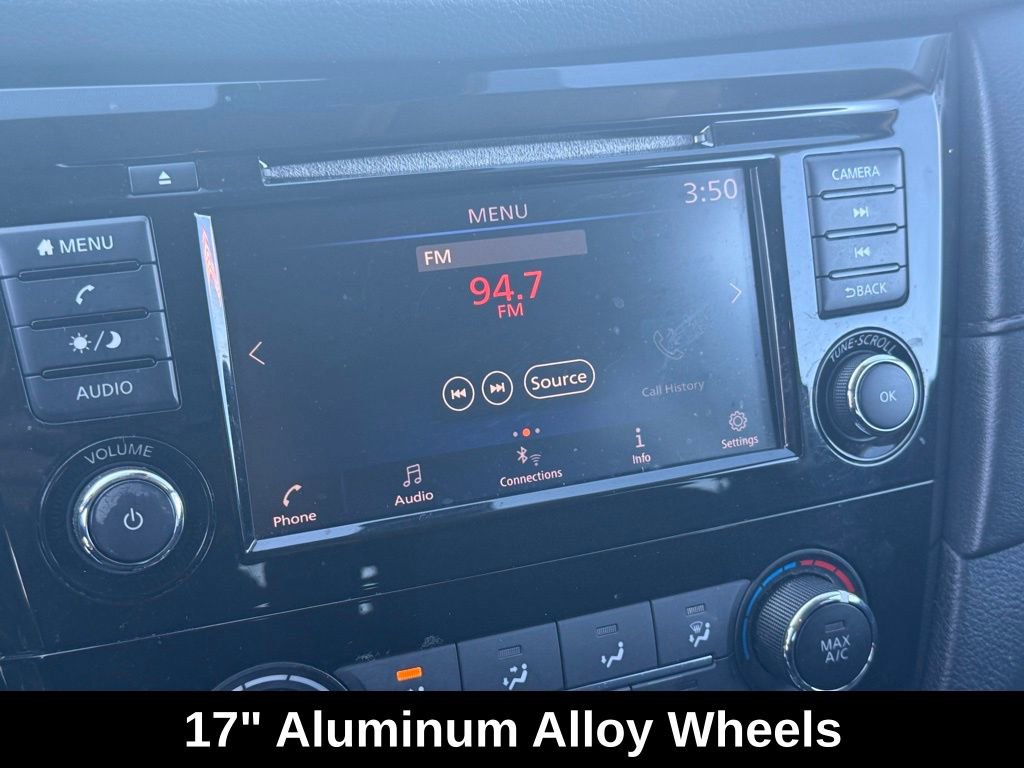 Used 2019 Nissan Rogue S w/ Special Edition Package image 13