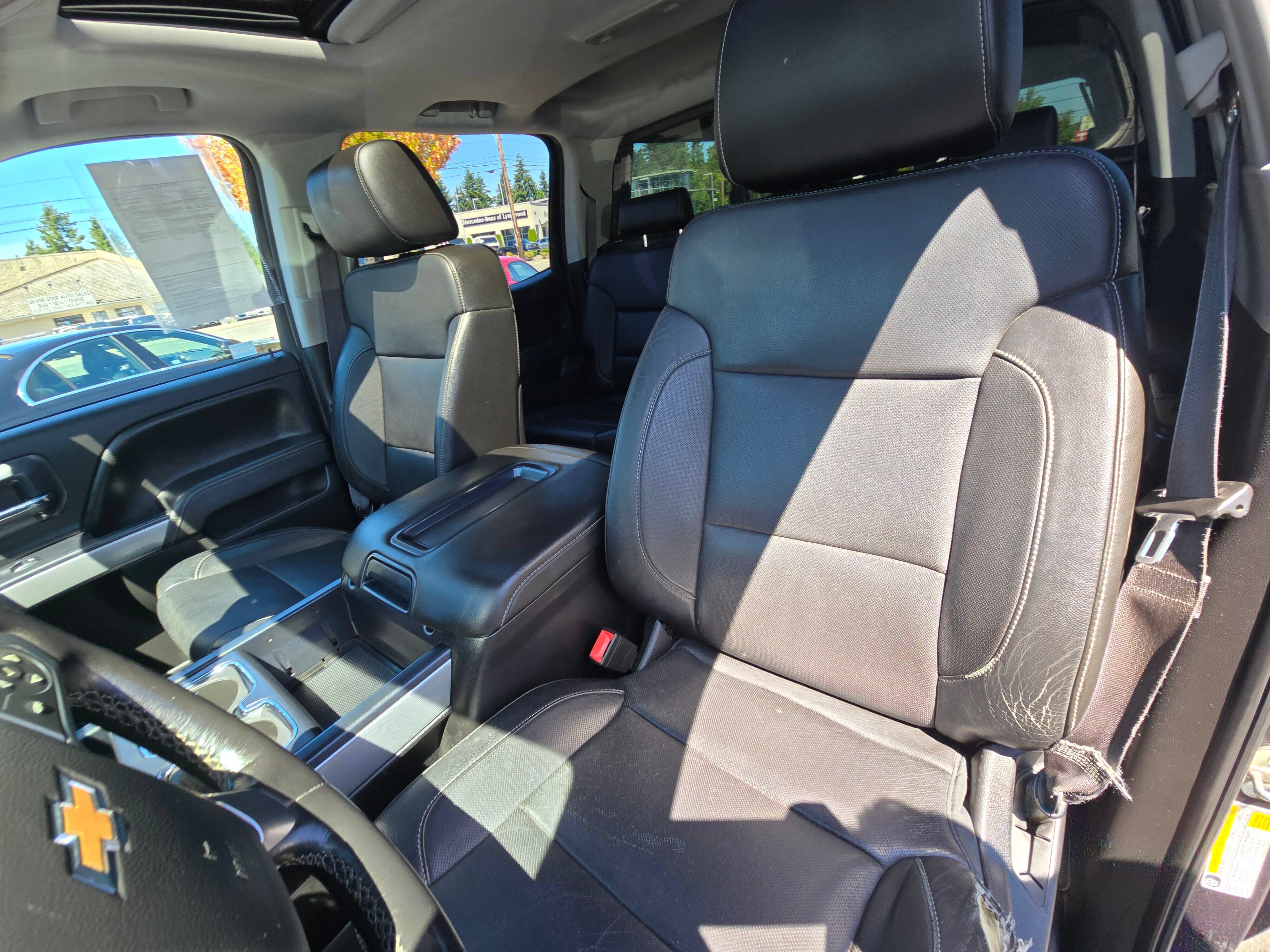 Used 2015 Chevrolet Silverado 1500 LTZ Z71 w/ LTZ Plus Package AWD/4WD image 22