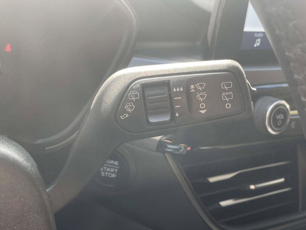 Used 2023 Ford Escape Active AWD/4WD image 37