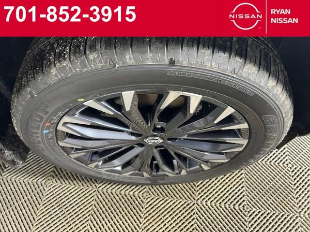 Certified 2025 Nissan Rogue Platinum w/ Platinum Premium Package image 16