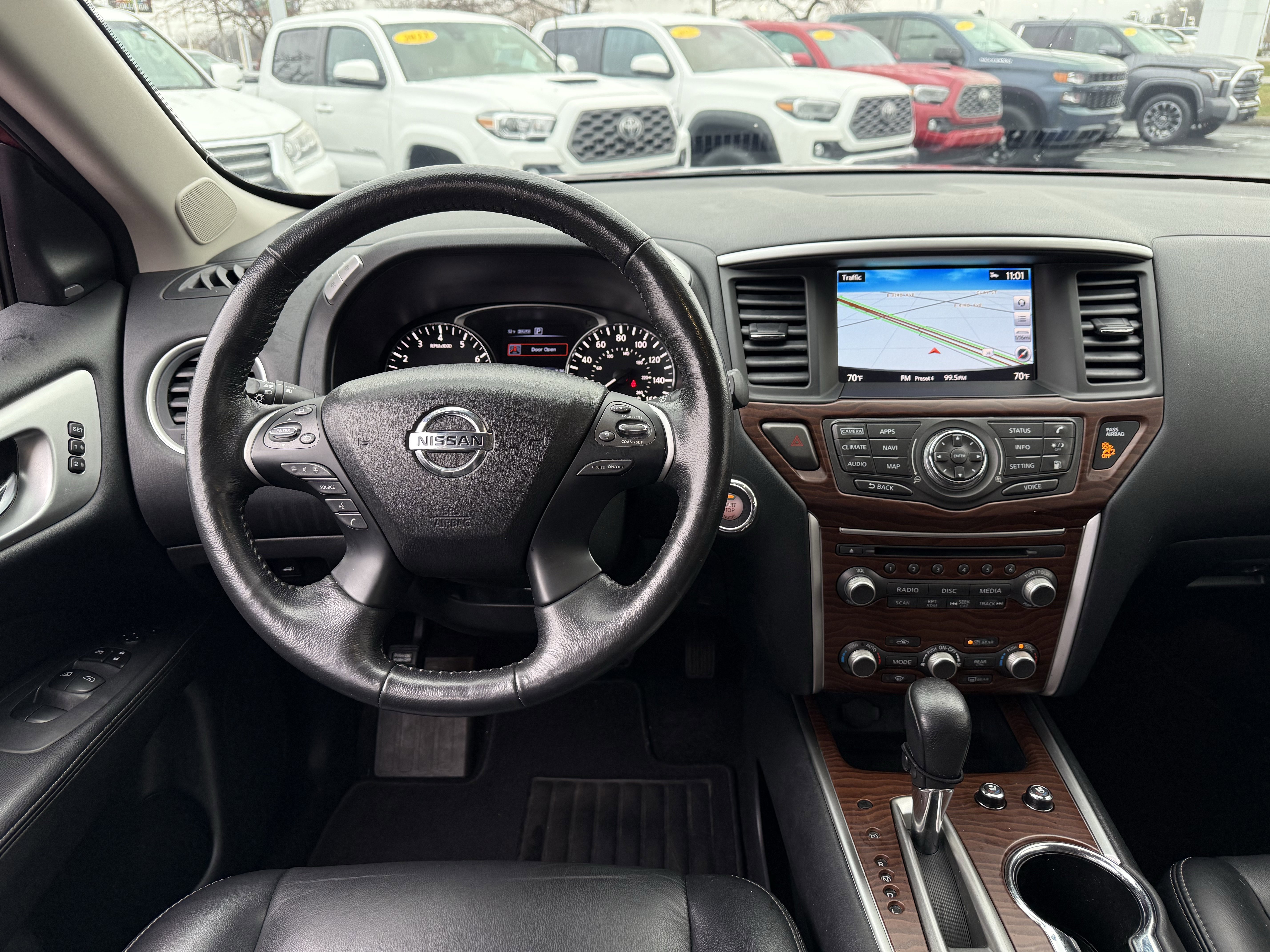 Used 2019 Nissan Pathfinder Platinum image 19