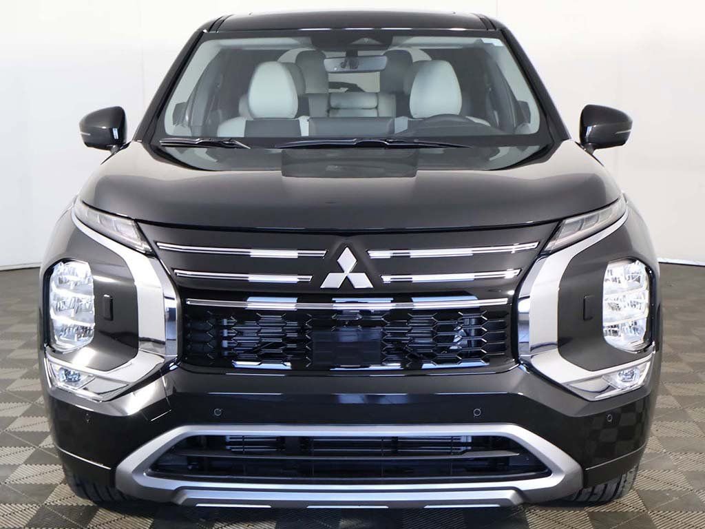 New 2025 Mitsubishi Outlander SE AWD/4WD image 13