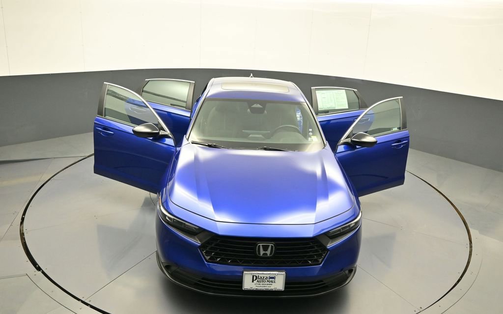 Used 2024 Honda Accord Sport image 45