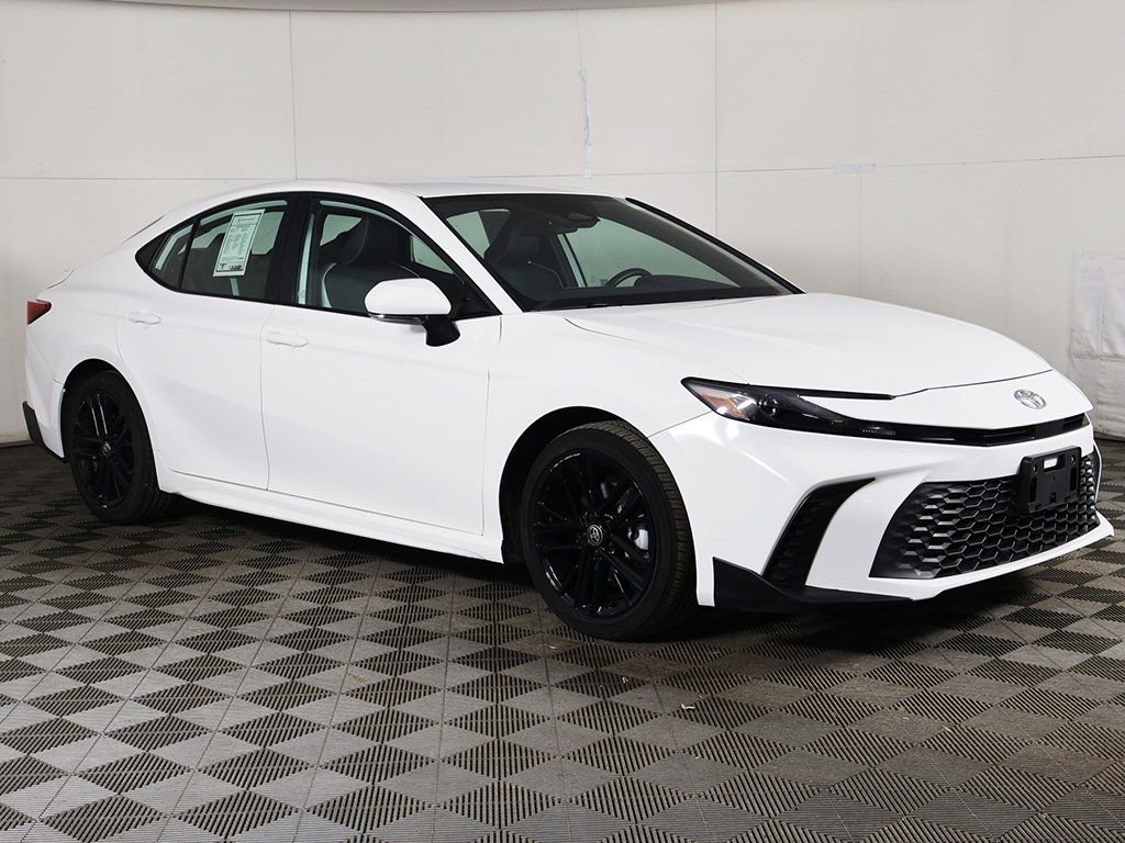 Used 2025 Toyota Camry SE FWD image 45