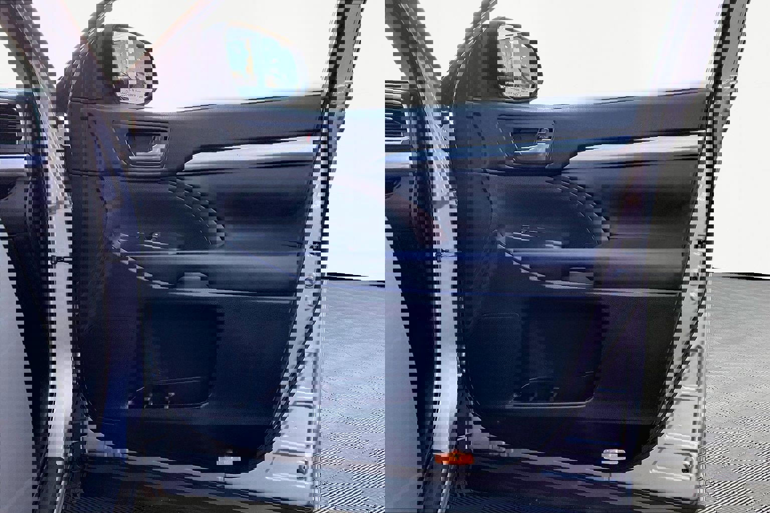 Used 2019 Toyota Highlander XLE image 29