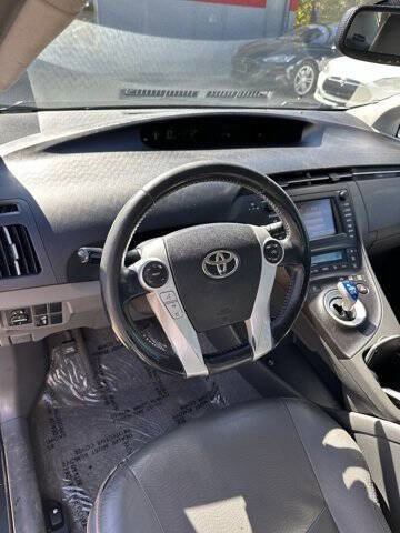 Used 2010 Toyota Prius Five image 12