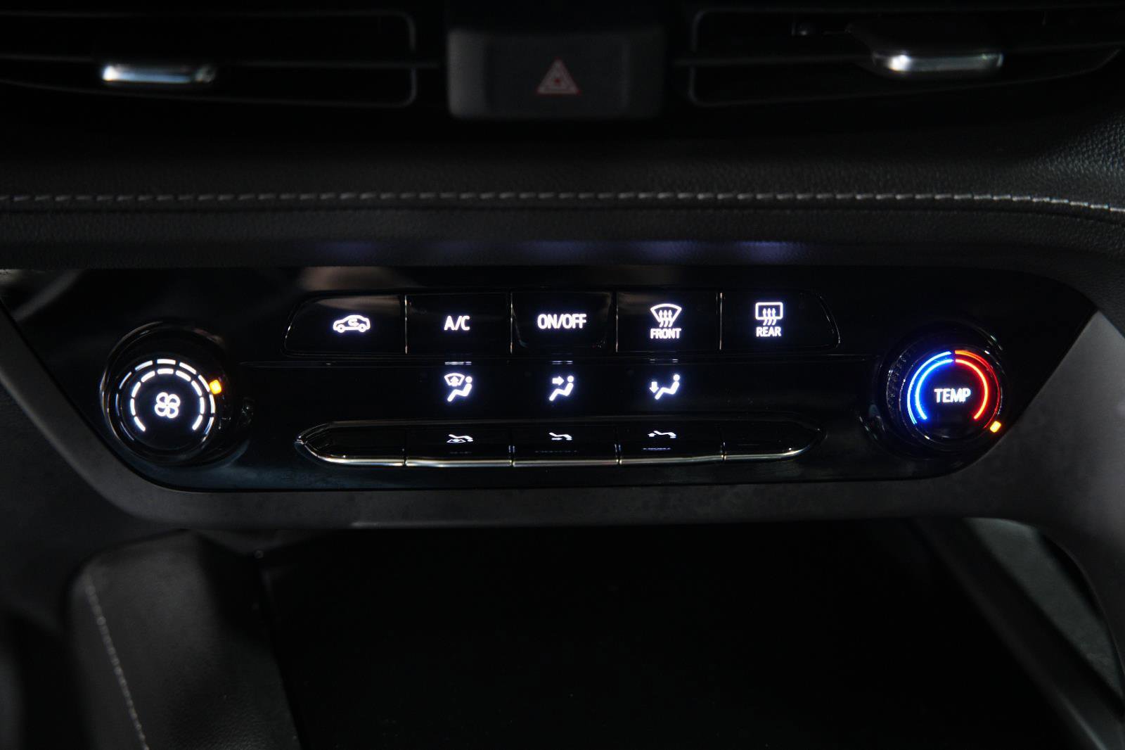 Used 2023 Buick Envision Preferred image 37