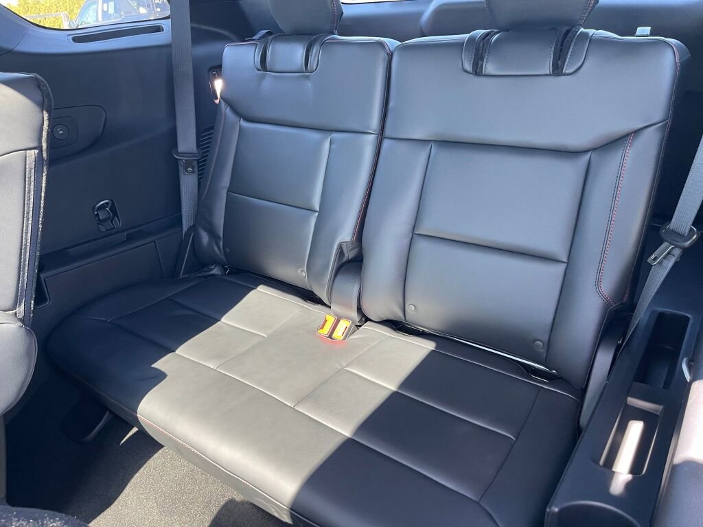 New 2026 Ford Explorer ST-Line image 21