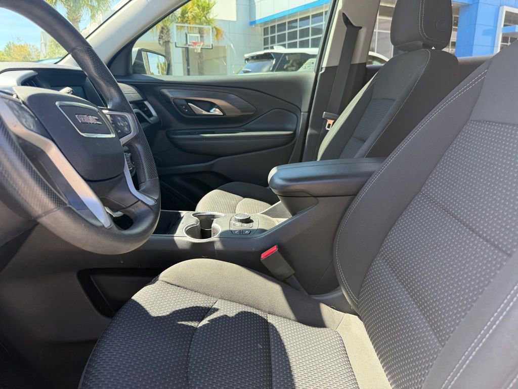 Used 2022 GMC Terrain SLE w/ Driver Convenience Package image 8