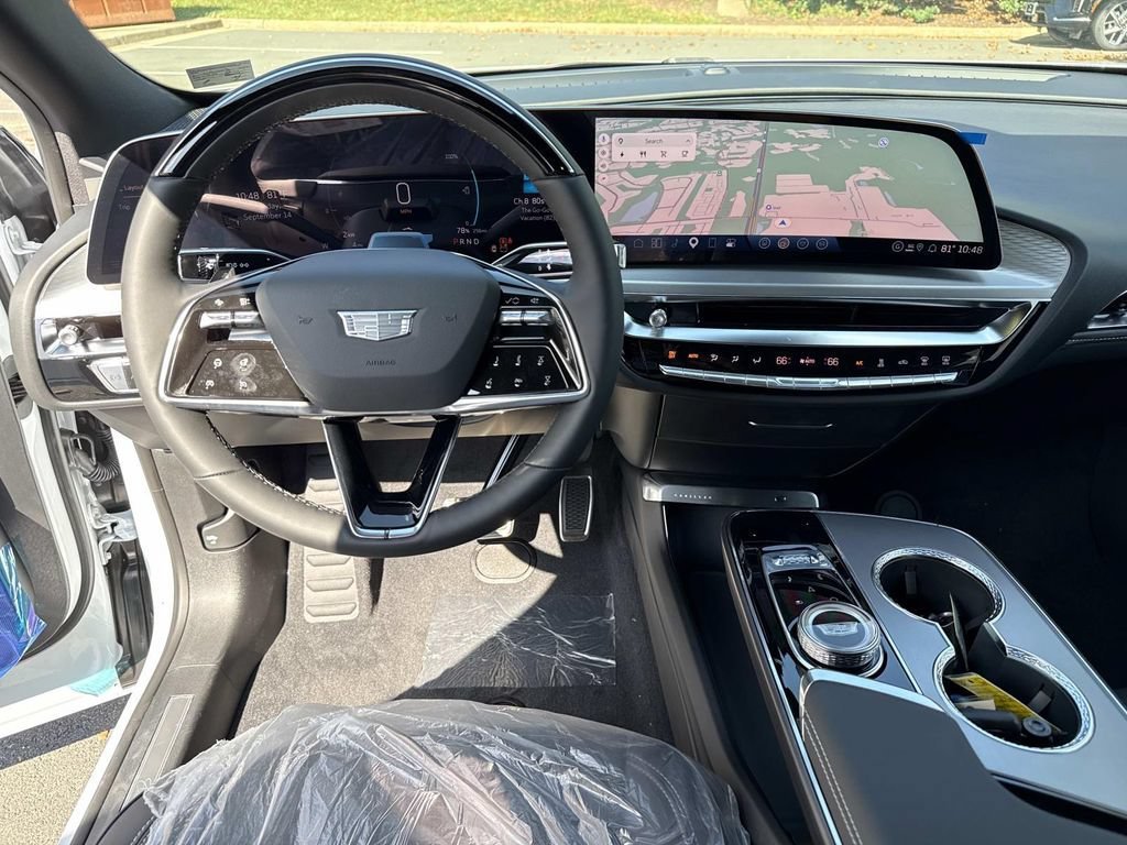 New 2027 Cadillac Lyriq Luxury RWD image 10