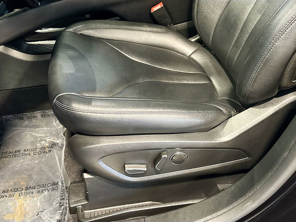 Used 2023 Lincoln Nautilus AWD w/ Premium Package image 17