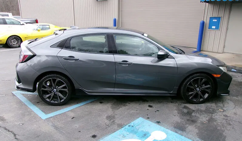 Used 2017 Honda Civic Sport image 7