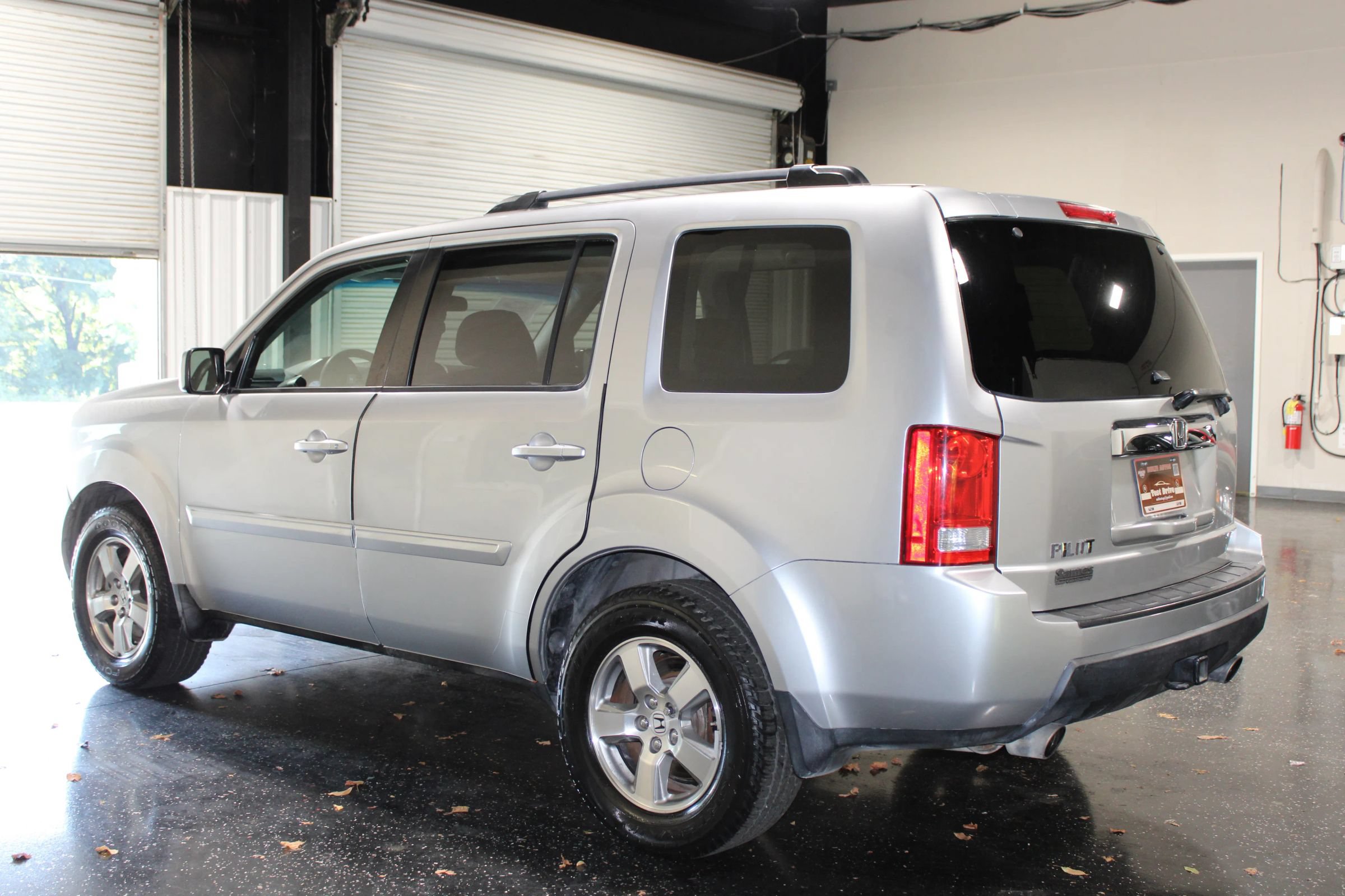 Used 2010 Honda Pilot EX image 5