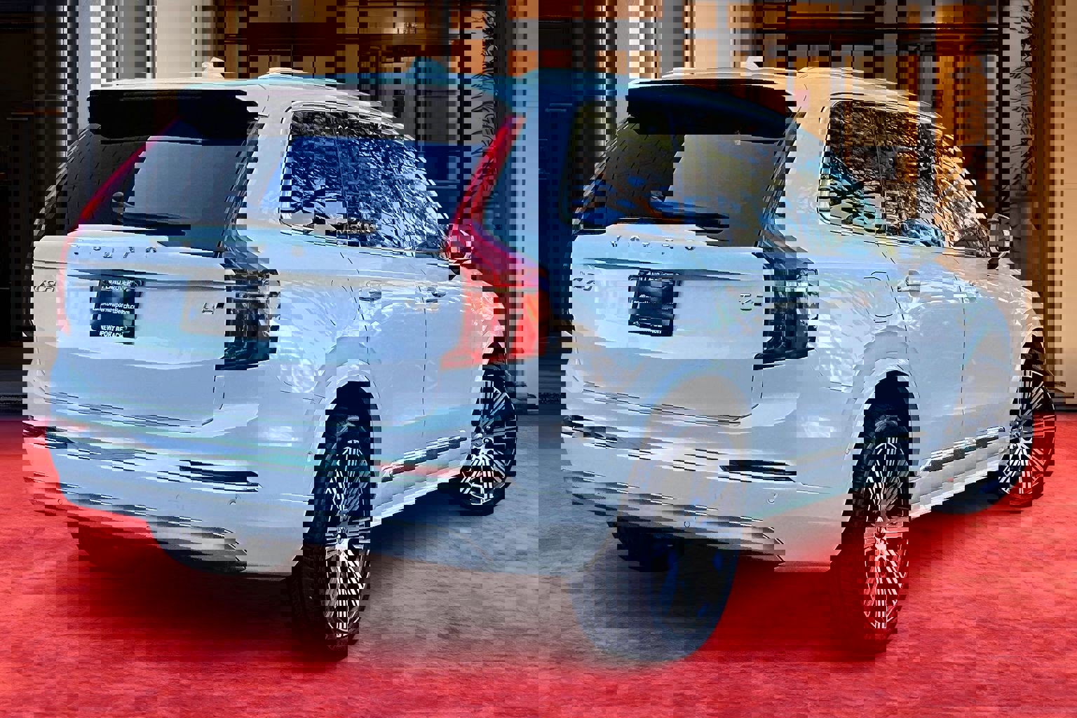 Used 2022 Volvo XC90 T6 Inscription w/ Advanced Package image 12