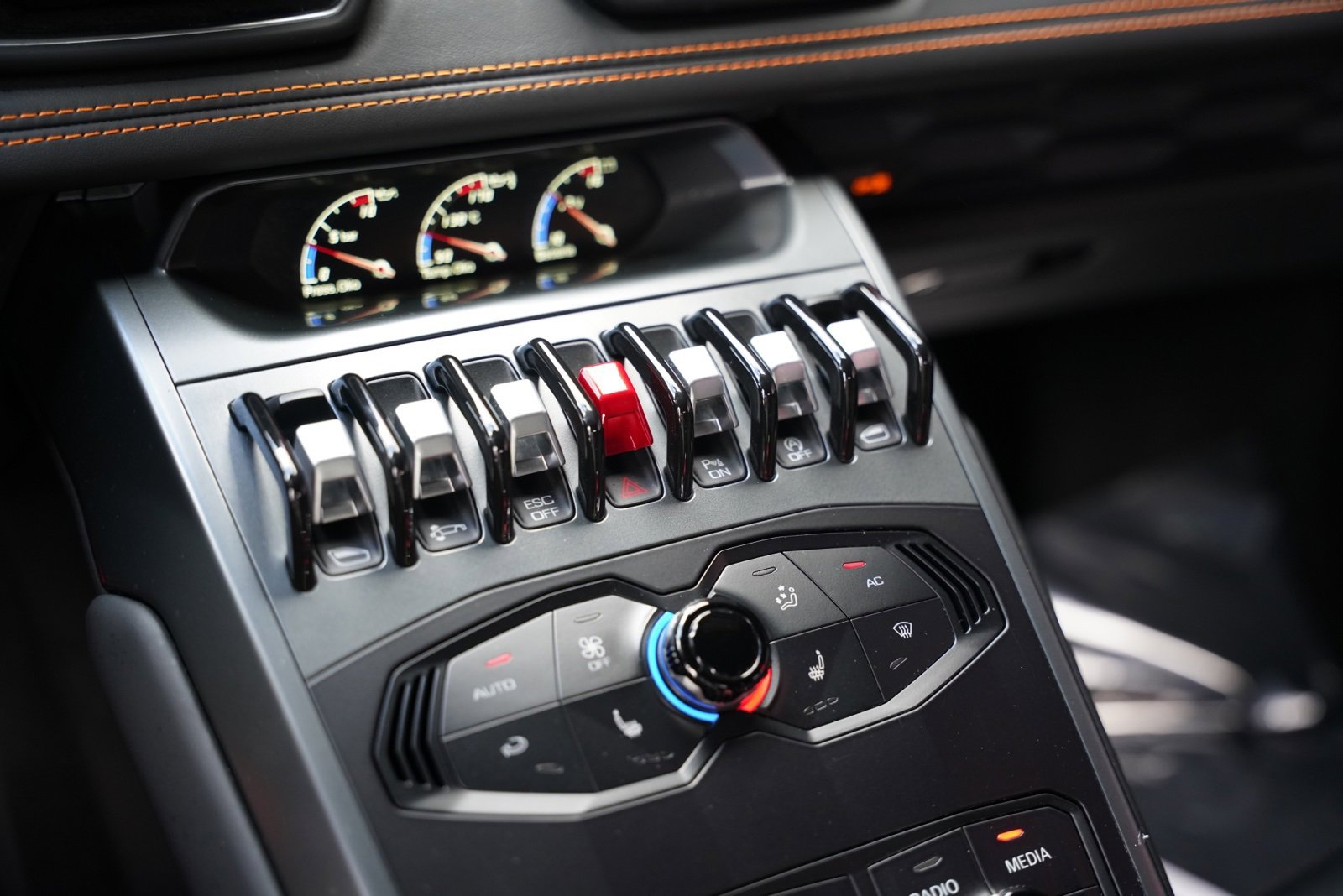 Used 2019 Lamborghini Huracan LP 580-2 image 30