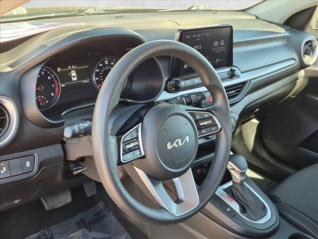 Used 2024 Kia Forte LXS w/ LXS Technology Package FWD image 10