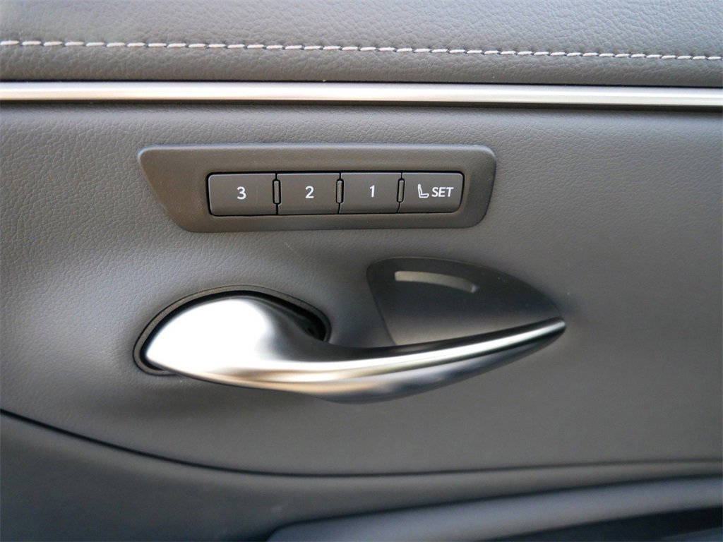 New 2025 Lexus ES 350 w/ Premium Package image 14