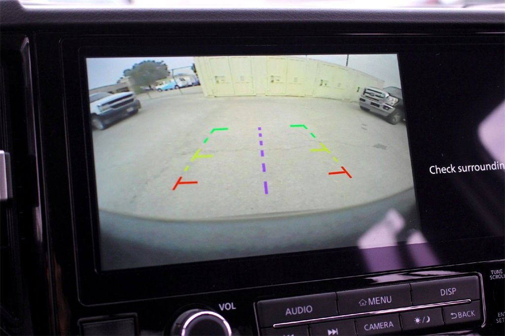 Used 2025 Nissan Frontier Pro-X image 16