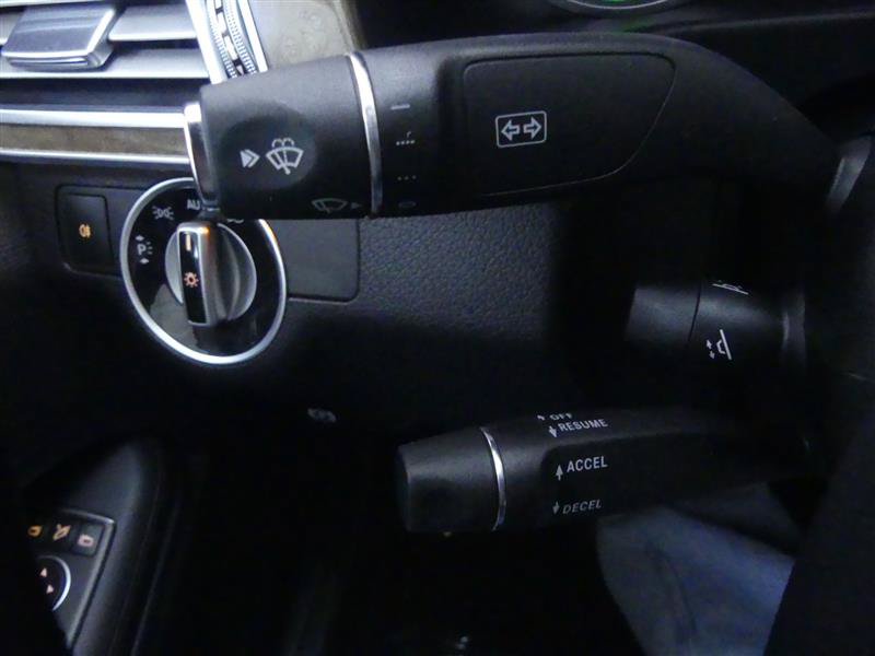 Used 2016 Mercedes-Benz E 350 4MATIC Sedan w/ Premium Package image 17