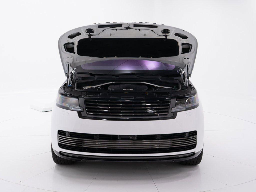 Used 2023 Land Rover Range Rover SV AWD/4WD image 54