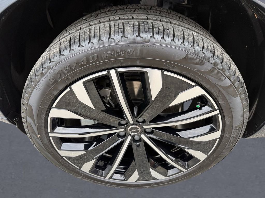 New 2026 Volvo XC90 B6 Ultra image 8