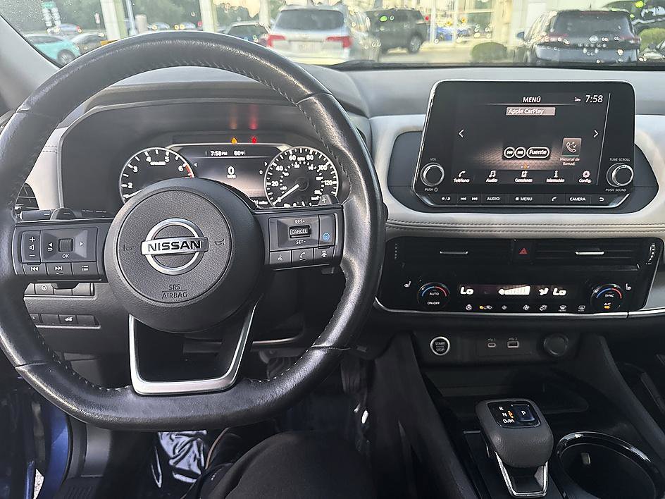 Certified 2021 Nissan Rogue SV w/ Premium Package FWD image 14