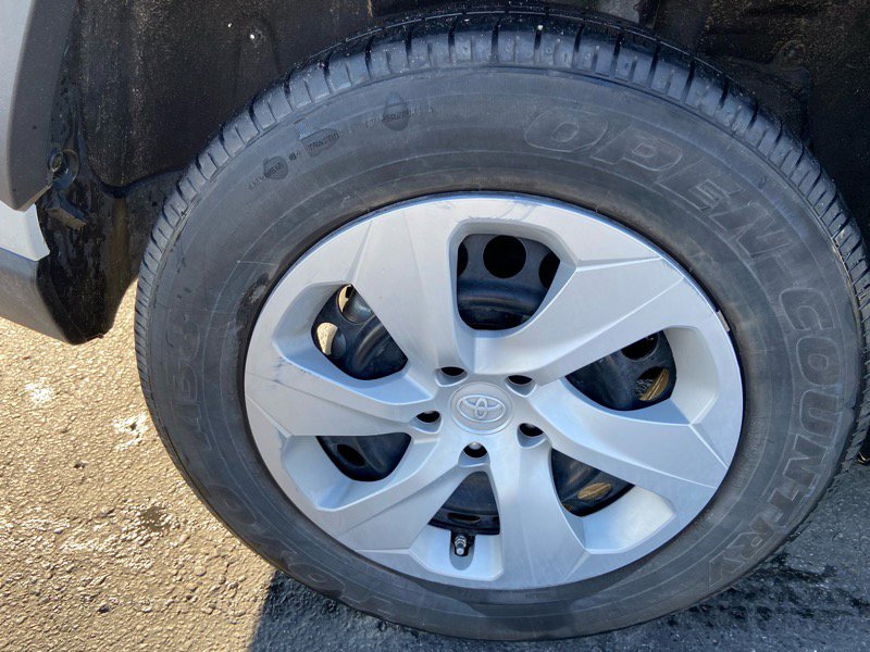 Used 2024 Toyota RAV4 LE image 12