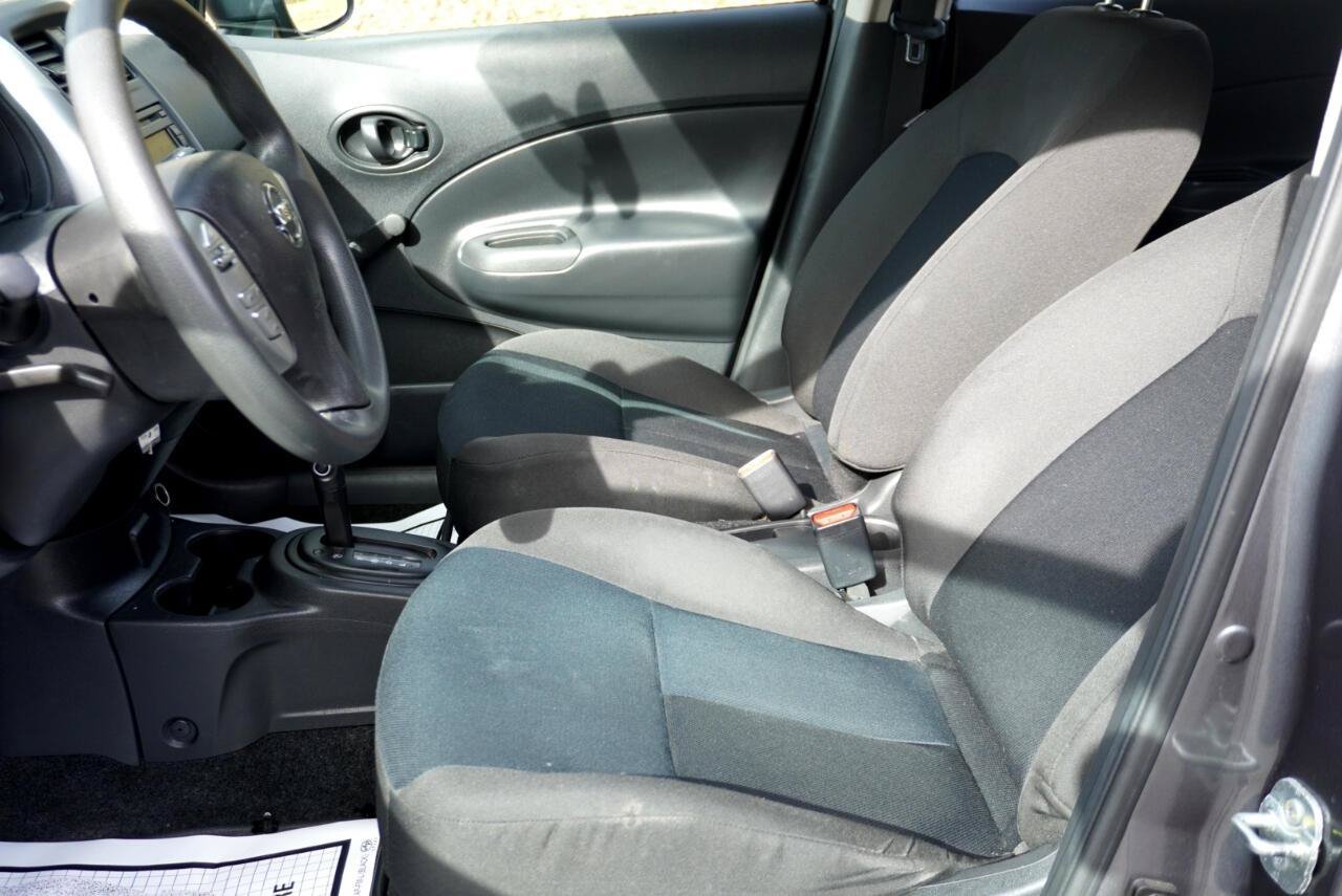 Used 2018 Nissan Versa Note S FWD image 14