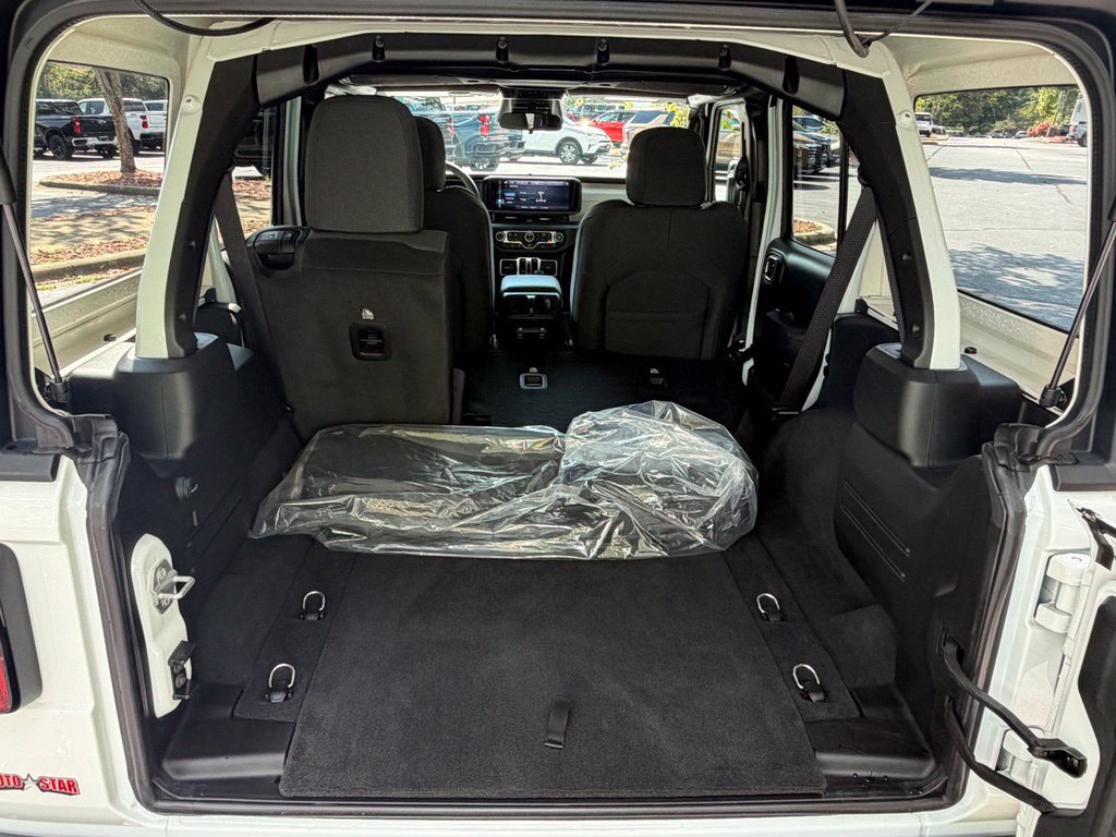 Used 2026 Jeep Wrangler Unlimited Sport AWD/4WD image 30