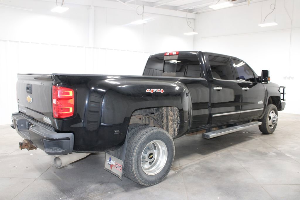 Used 2015 Chevrolet Silverado 3500 High Country w/ Duramax Plus Package image 9