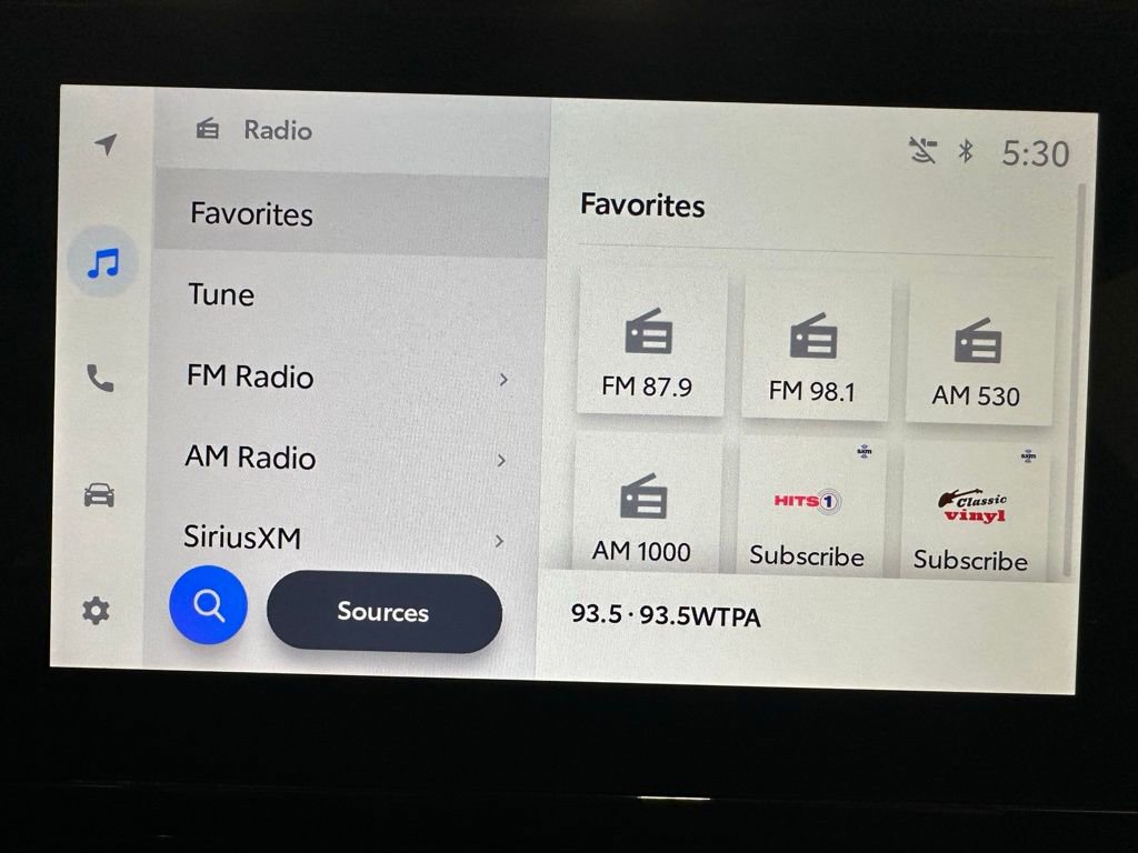 Used 2025 Toyota Corolla LE image 27