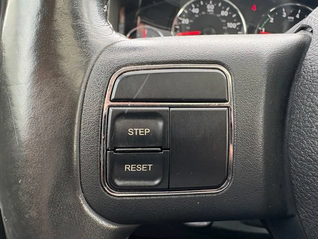 Used 2011 Jeep Liberty Sport AWD/4WD image 23