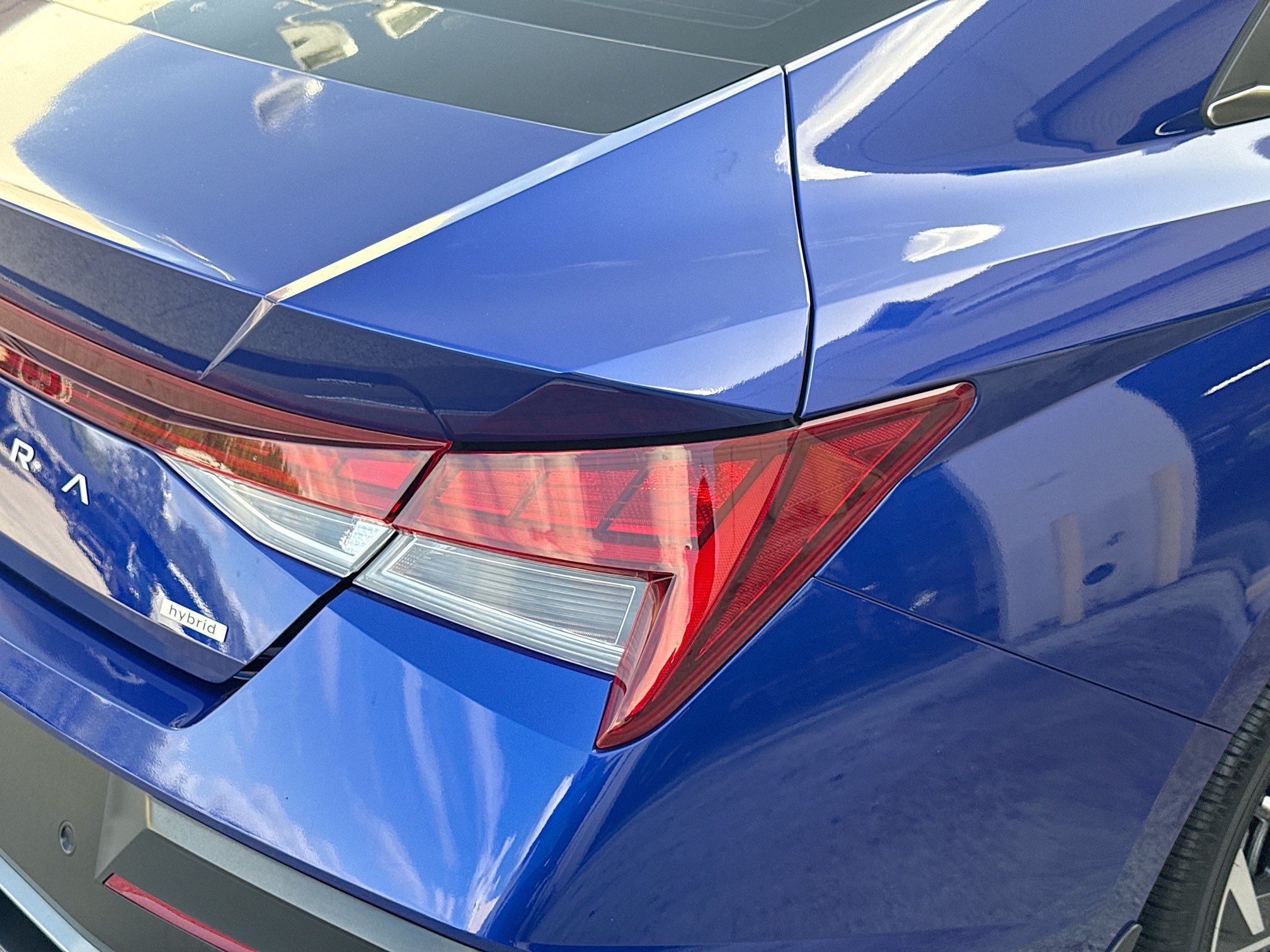 Used 2024 Hyundai Elantra Limited FWD image 24