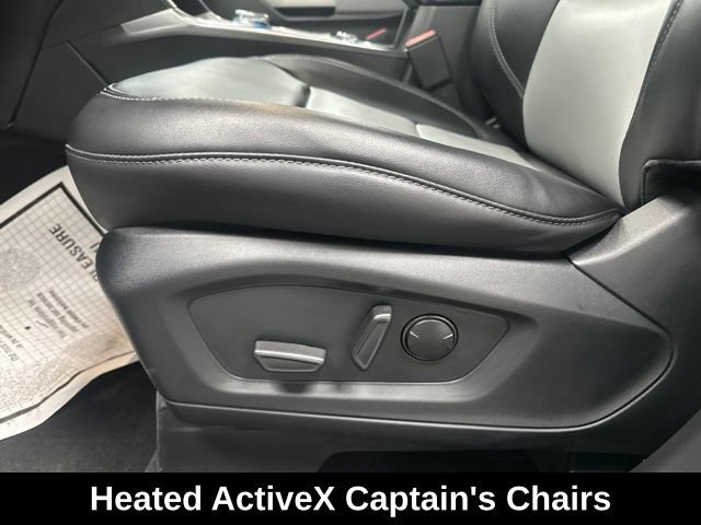 Used 2023 Ford Explorer XLT w/ Equipment Group 202A AWD/4WD image 11