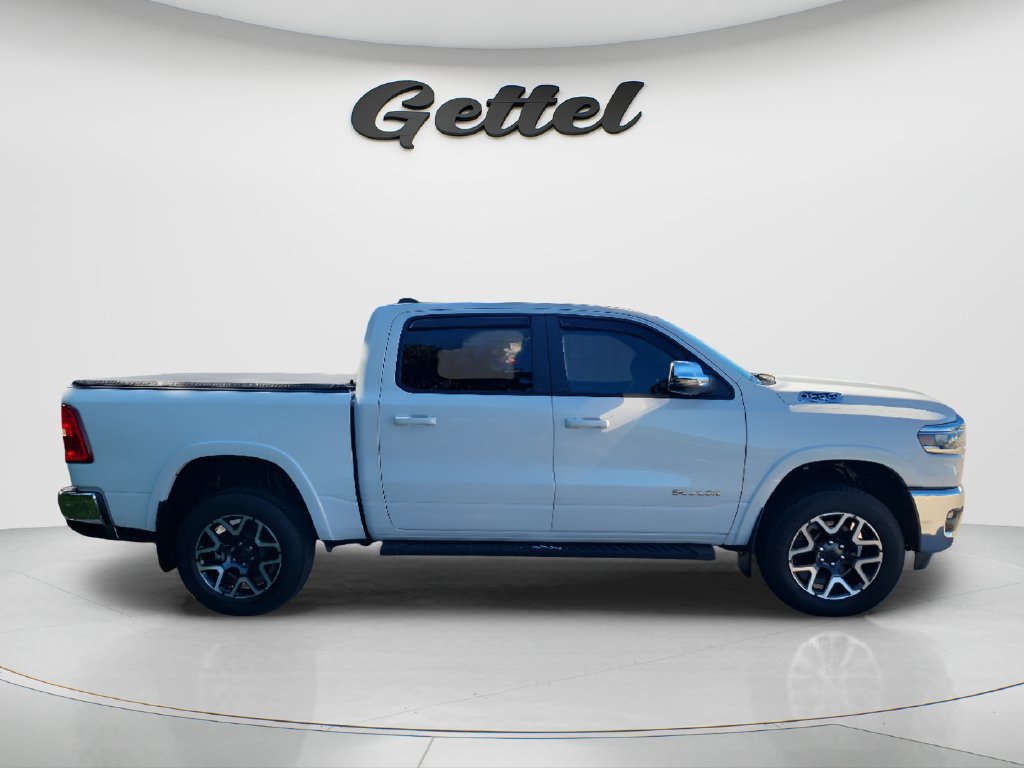 Used 2025 RAM 1500 Laramie AWD/4WD image 4