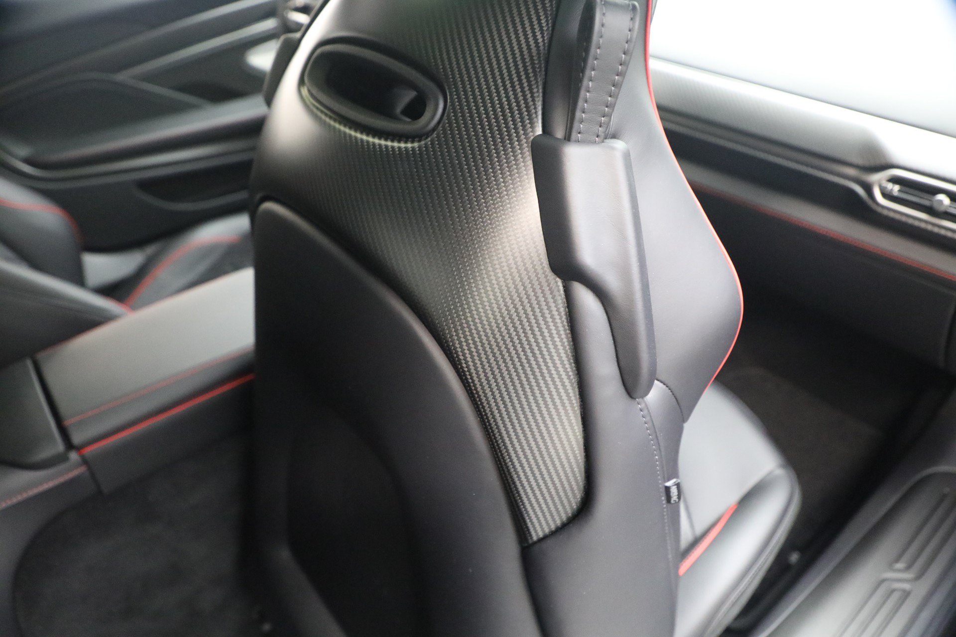 New 2026 Aston Martin Vanquish RWD image 21