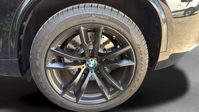 Used 2016 BMW X5 M AWD/4WD image 29