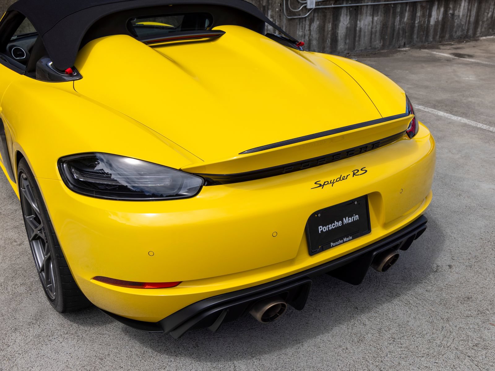Certified 2025 Porsche 718 Boxster Spyder RS RWD image 26