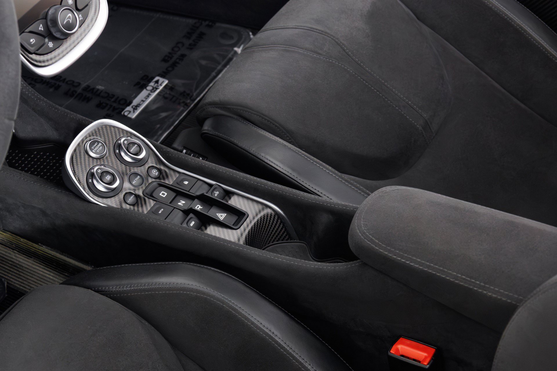 Used 2020 McLaren 600LT Spider RWD image 26