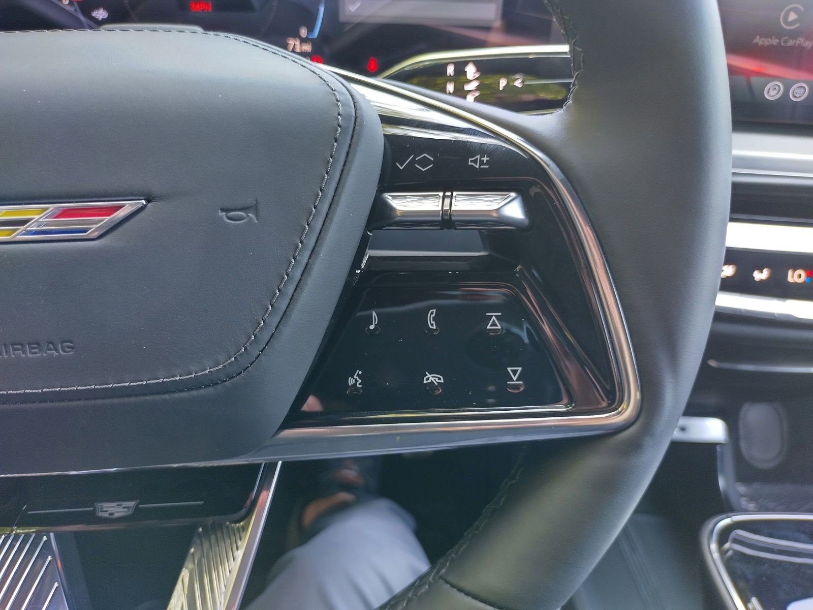 New 2026 Cadillac Lyriq V w/ LPO, Bronce Accent Package image 18