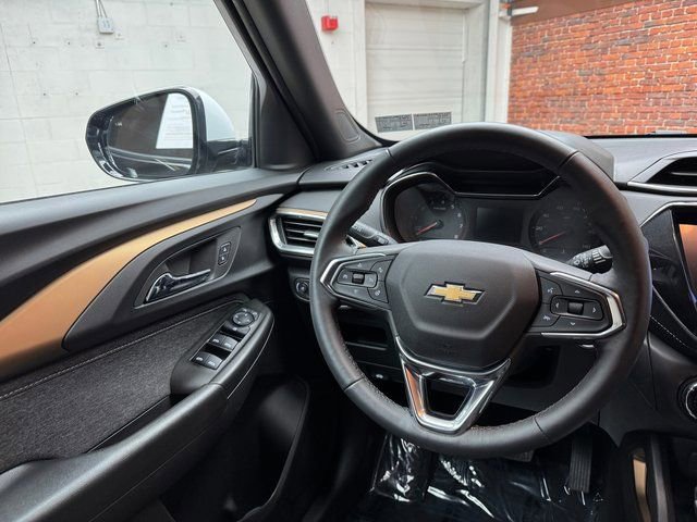 Used 2023 Chevrolet TrailBlazer ACTIV w/ Convenience Package image 13